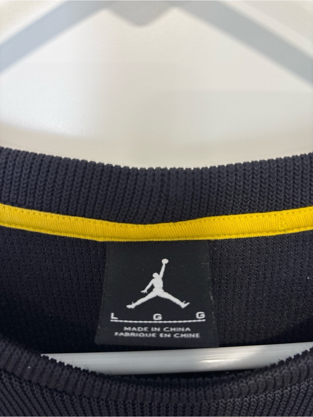 Jordan Men’s Black Crewneck Sweater Michigan logo Accent - Picture 2 of 2